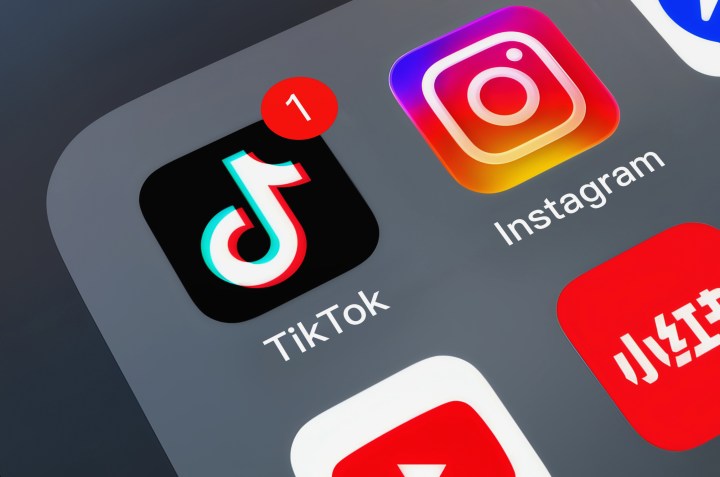 TikTok Comment Features: Voice, Polls, Photo Carousels